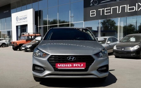 Hyundai Solaris II рестайлинг, 2018 год, 800 000 рублей, 3 фотография