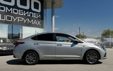 Hyundai Solaris II рестайлинг, 2018 год, 800 000 рублей, 5 фотография