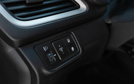 Hyundai Solaris II рестайлинг, 2018 год, 800 000 рублей, 12 фотография