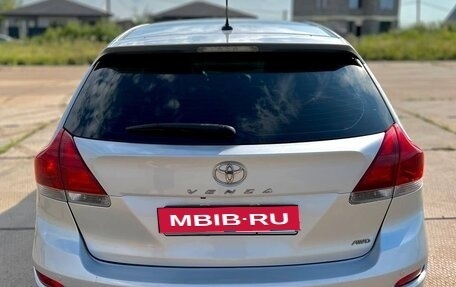 Toyota Venza I, 2013 год, 1 800 000 рублей, 14 фотография