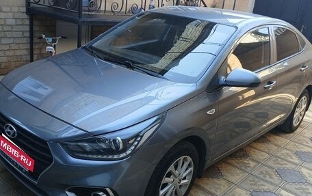 Hyundai Solaris II рестайлинг, 2017 год, 1 220 000 рублей, 4 фотография
