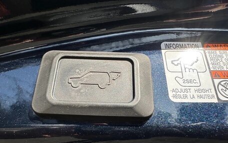 Toyota RAV4, 2018 год, 1 800 000 рублей, 25 фотография