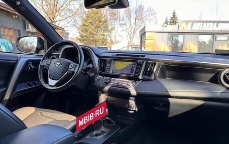 Toyota RAV4, 2018 год, 1 800 000 рублей, 34 фотография