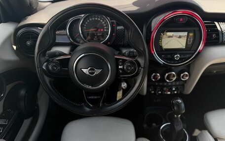 MINI Cabrio, 2017 год, 2 300 000 рублей, 9 фотография