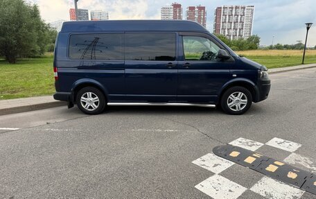 Volkswagen Transporter T5 рестайлинг, 2013 год, 2 800 000 рублей, 4 фотография