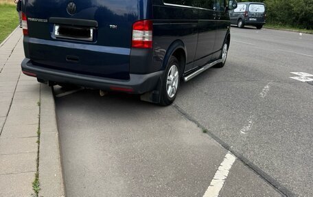 Volkswagen Transporter T5 рестайлинг, 2013 год, 2 800 000 рублей, 7 фотография