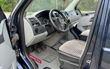 Volkswagen Transporter T5 рестайлинг, 2013 год, 2 800 000 рублей, 18 фотография