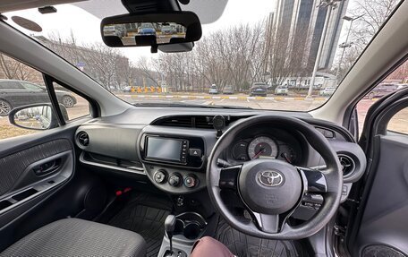 Toyota Vitz, 2019 год, 860 000 рублей, 9 фотография