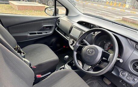 Toyota Vitz, 2019 год, 860 000 рублей, 8 фотография