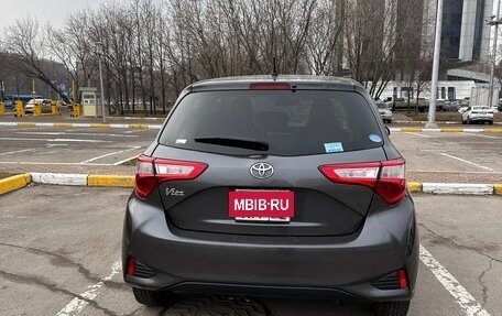 Toyota Vitz, 2019 год, 860 000 рублей, 5 фотография