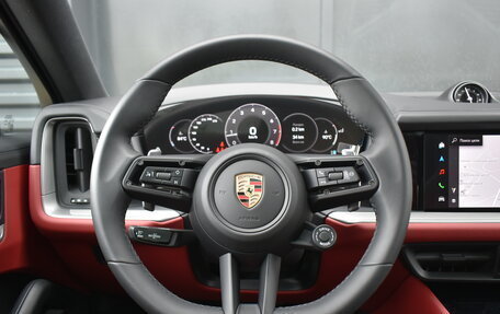 Porsche Cayenne III, 2025 год, 16 957 000 рублей, 12 фотография