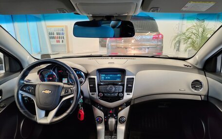 Chevrolet Cruze II, 2012 год, 670 000 рублей, 7 фотография