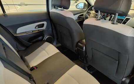 Chevrolet Cruze II, 2012 год, 670 000 рублей, 6 фотография