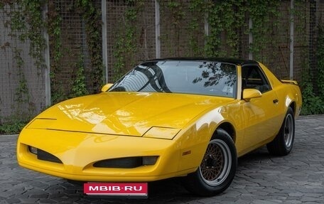 Pontiac Firebird III, 1991 год, 1 650 000 рублей, 1 фотография