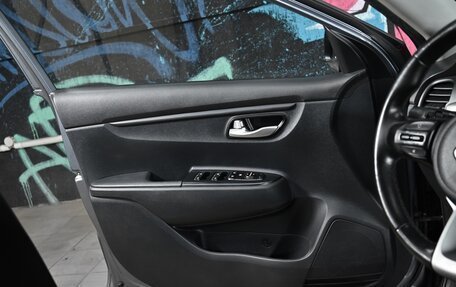 KIA Rio IV, 2018 год, 995 000 рублей, 7 фотография