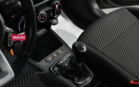 KIA Rio IV, 2018 год, 995 000 рублей, 11 фотография