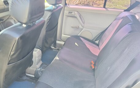 Volkswagen Vento, 1993 год, 230 000 рублей, 4 фотография