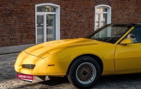 Pontiac Firebird III, 1991 год, 1 650 000 рублей, 25 фотография