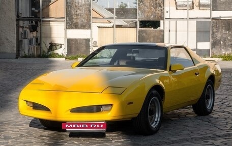 Pontiac Firebird III, 1991 год, 1 650 000 рублей, 24 фотография