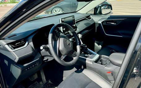 Toyota RAV4, 2020 год, 3 850 000 рублей, 19 фотография