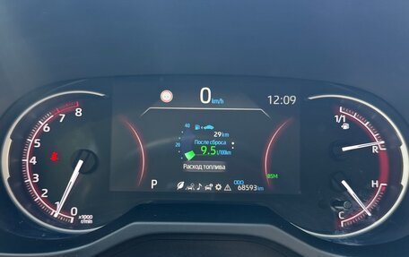 Toyota RAV4, 2020 год, 3 850 000 рублей, 20 фотография