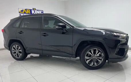 Toyota RAV4, 2024 год, 3 000 000 рублей, 15 фотография