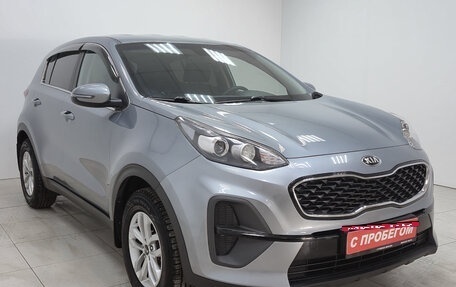 KIA Sportage IV рестайлинг, 2020 год, 2 240 000 рублей, 3 фотография