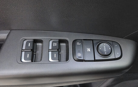KIA Sportage IV рестайлинг, 2020 год, 2 240 000 рублей, 9 фотография