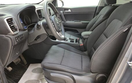 KIA Sportage IV рестайлинг, 2020 год, 2 240 000 рублей, 10 фотография