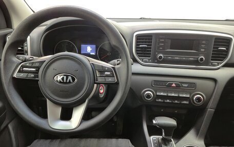 KIA Sportage IV рестайлинг, 2020 год, 2 240 000 рублей, 12 фотография