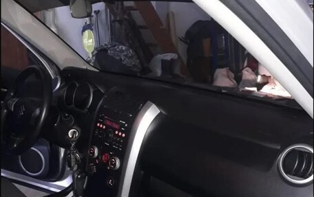 Suzuki Grand Vitara, 2011 год, 870 000 рублей, 2 фотография