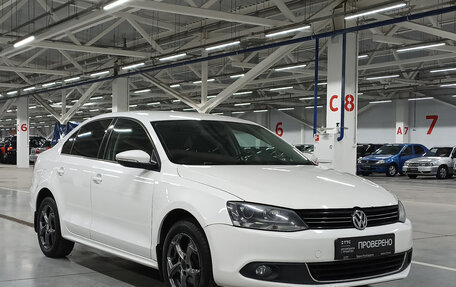 Volkswagen Jetta VI, 2014 год, 800 000 рублей, 3 фотография