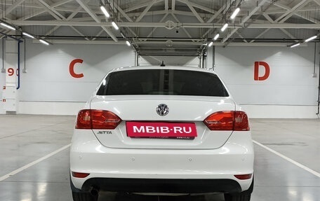 Volkswagen Jetta VI, 2014 год, 800 000 рублей, 7 фотография