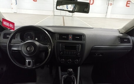 Volkswagen Jetta VI, 2014 год, 800 000 рублей, 17 фотография