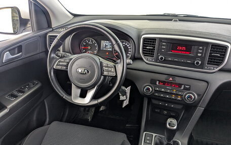 KIA Sportage IV рестайлинг, 2021 год, 2 110 000 рублей, 23 фотография