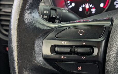 KIA Rio IV, 2020 год, 945 000 рублей, 26 фотография