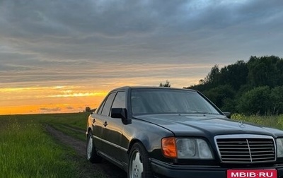 Mercedes-Benz E-Класс, 1992 год, 400 000 рублей, 1 фотография