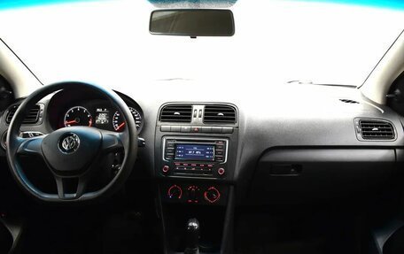 Volkswagen Polo VI (EU Market), 2019 год, 645 000 рублей, 5 фотография