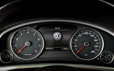 Volkswagen Touareg III, 2011 год, 1 400 000 рублей, 13 фотография