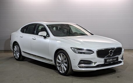Volvo S90 II рестайлинг, 2018 год, 2 650 000 рублей, 3 фотография