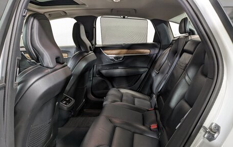 Volvo S90 II рестайлинг, 2018 год, 2 650 000 рублей, 13 фотография