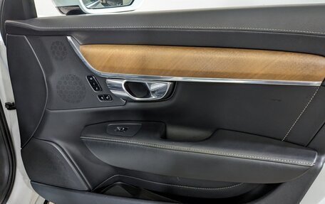 Volvo S90 II рестайлинг, 2018 год, 2 650 000 рублей, 26 фотография