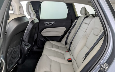 Volvo XC60 II, 2018 год, 3 650 000 рублей, 12 фотография