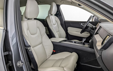 Volvo XC60 II, 2018 год, 3 650 000 рублей, 24 фотография