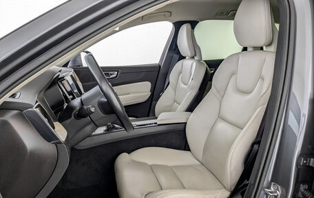 Volvo XC60 II, 2018 год, 3 650 000 рублей, 20 фотография