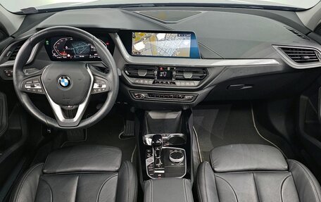 BMW 1 серия, 2022 год, 2 190 045 рублей, 2 фотография