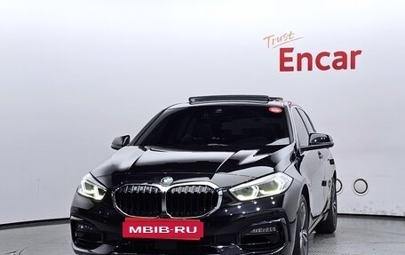BMW 1 серия, 2022 год, 2 190 045 рублей, 5 фотография