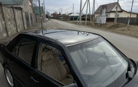 Mercedes-Benz E-Класс, 1992 год, 400 000 рублей, 13 фотография