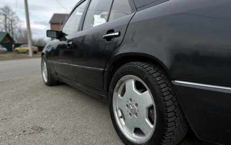 Mercedes-Benz E-Класс, 1992 год, 400 000 рублей, 19 фотография