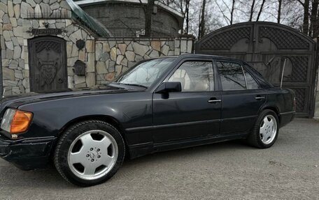 Mercedes-Benz E-Класс, 1992 год, 400 000 рублей, 21 фотография